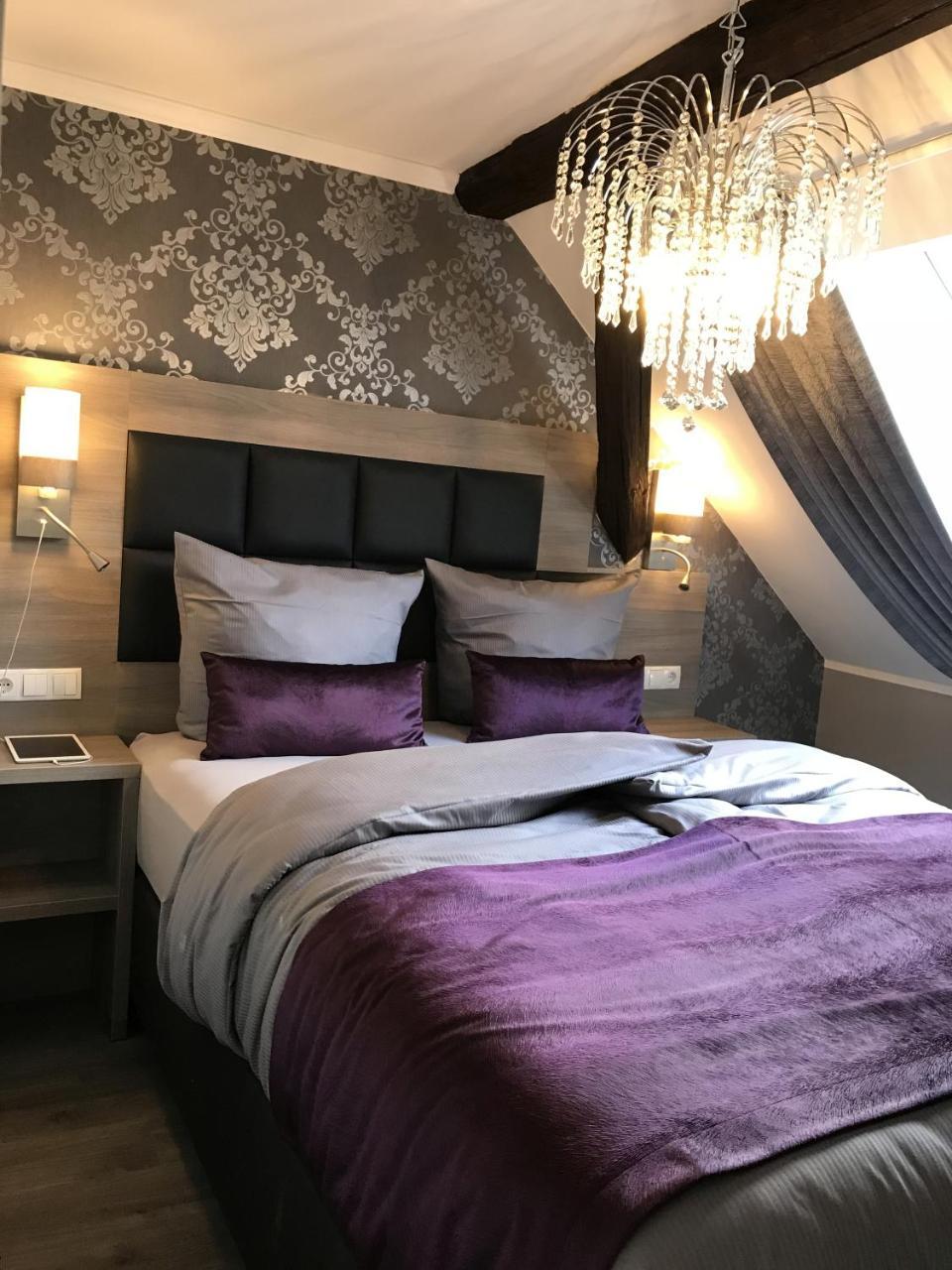 Apartmenthaus Burgenheimat In Rhens Bei Koblenz Bagian luar foto