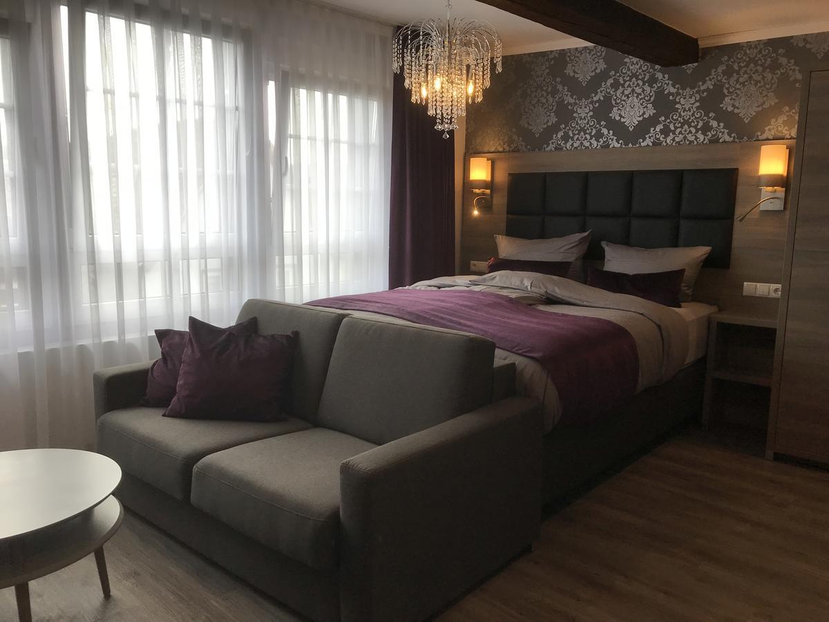 Apartmenthaus Burgenheimat In Rhens Bei Koblenz Bagian luar foto