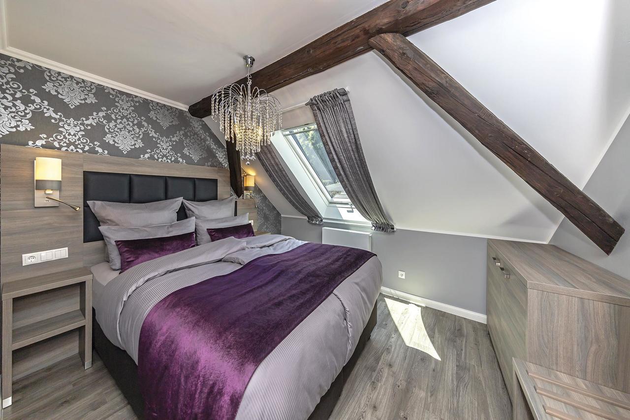 Apartmenthaus Burgenheimat In Rhens Bei Koblenz Bagian luar foto